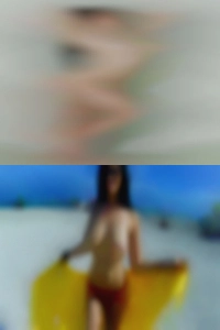 Women in Largo parties nude!
